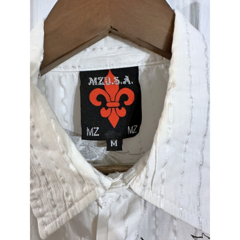 MZ USA Men's‎ White Graphic Print Button Up Shirt Size Medium - Picture 4 of 4